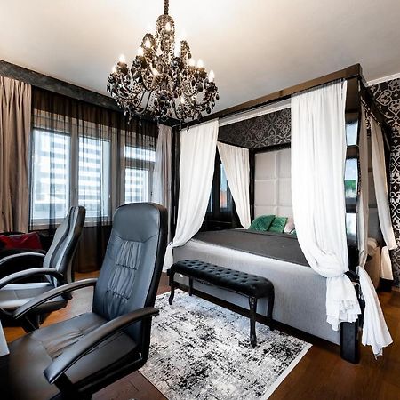 Premium Apt Kosice Center 3 Room 150M2 Hlavna Ulica Extérieur photo