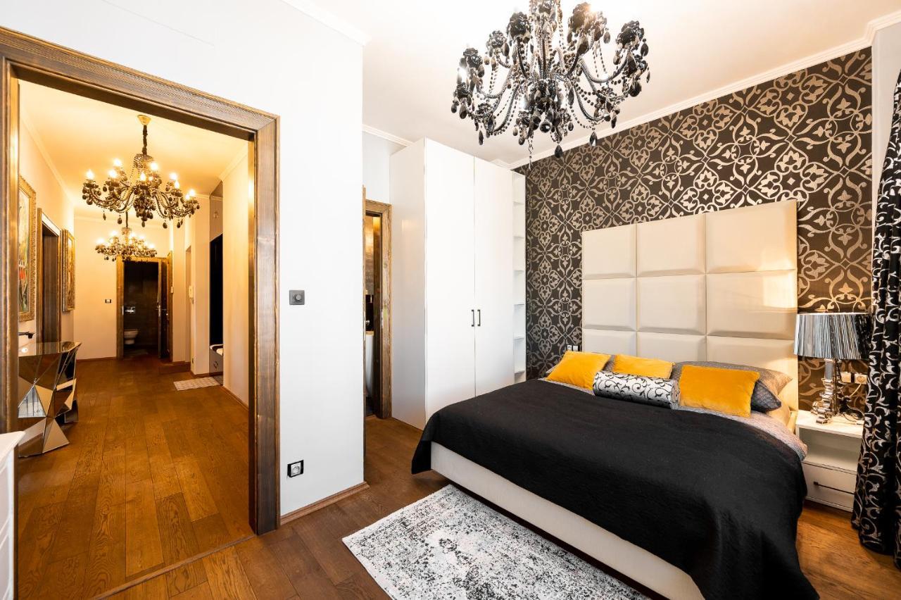 Premium Apt Kosice Center 3 Room 150M2 Hlavna Ulica Extérieur photo