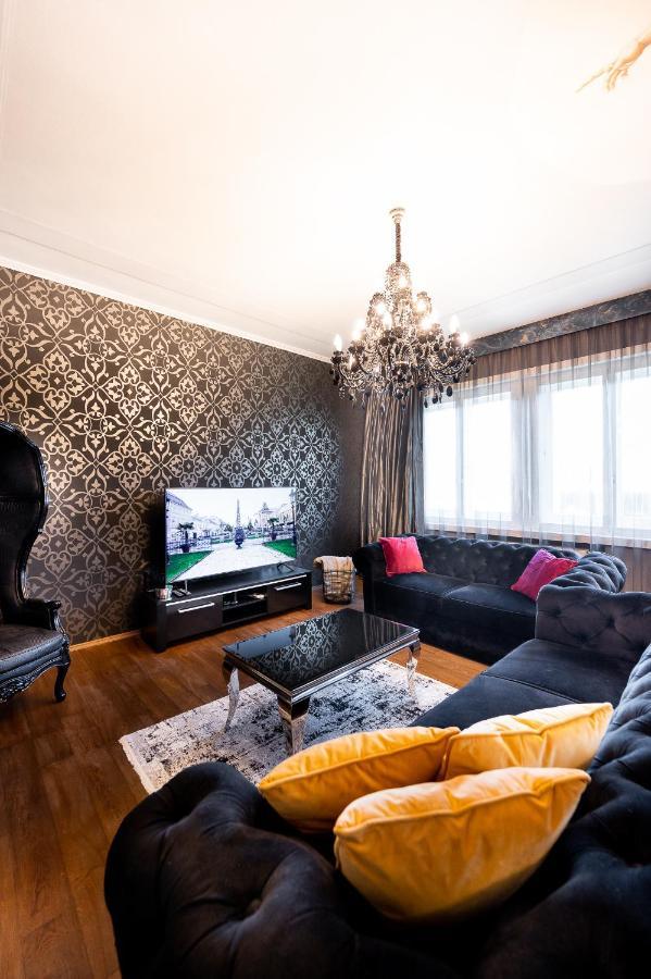 Premium Apt Kosice Center 3 Room 150M2 Hlavna Ulica Extérieur photo