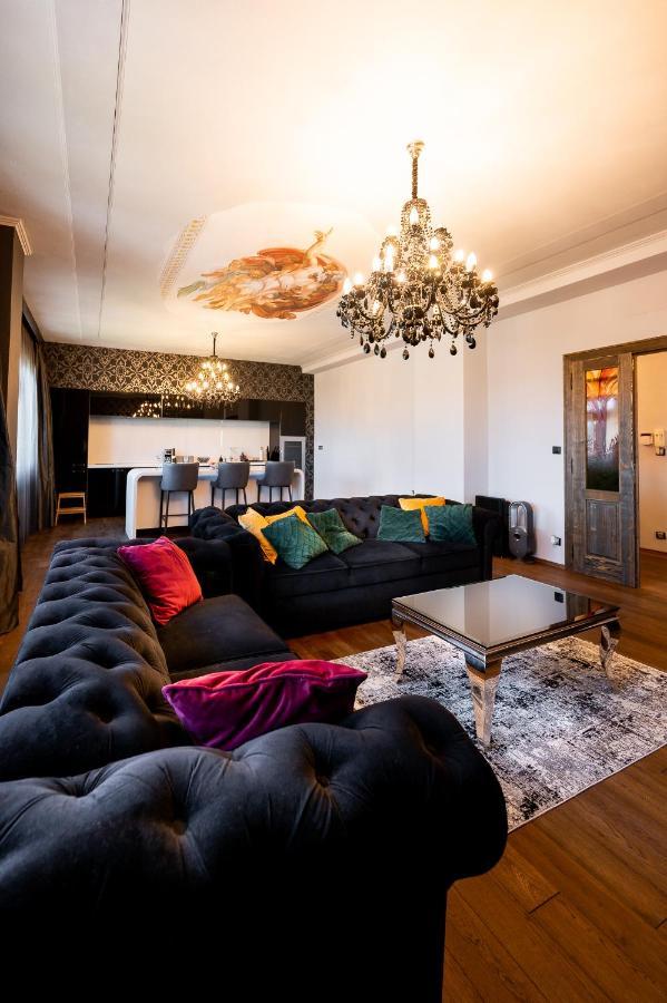 Premium Apt Kosice Center 3 Room 150M2 Hlavna Ulica Extérieur photo
